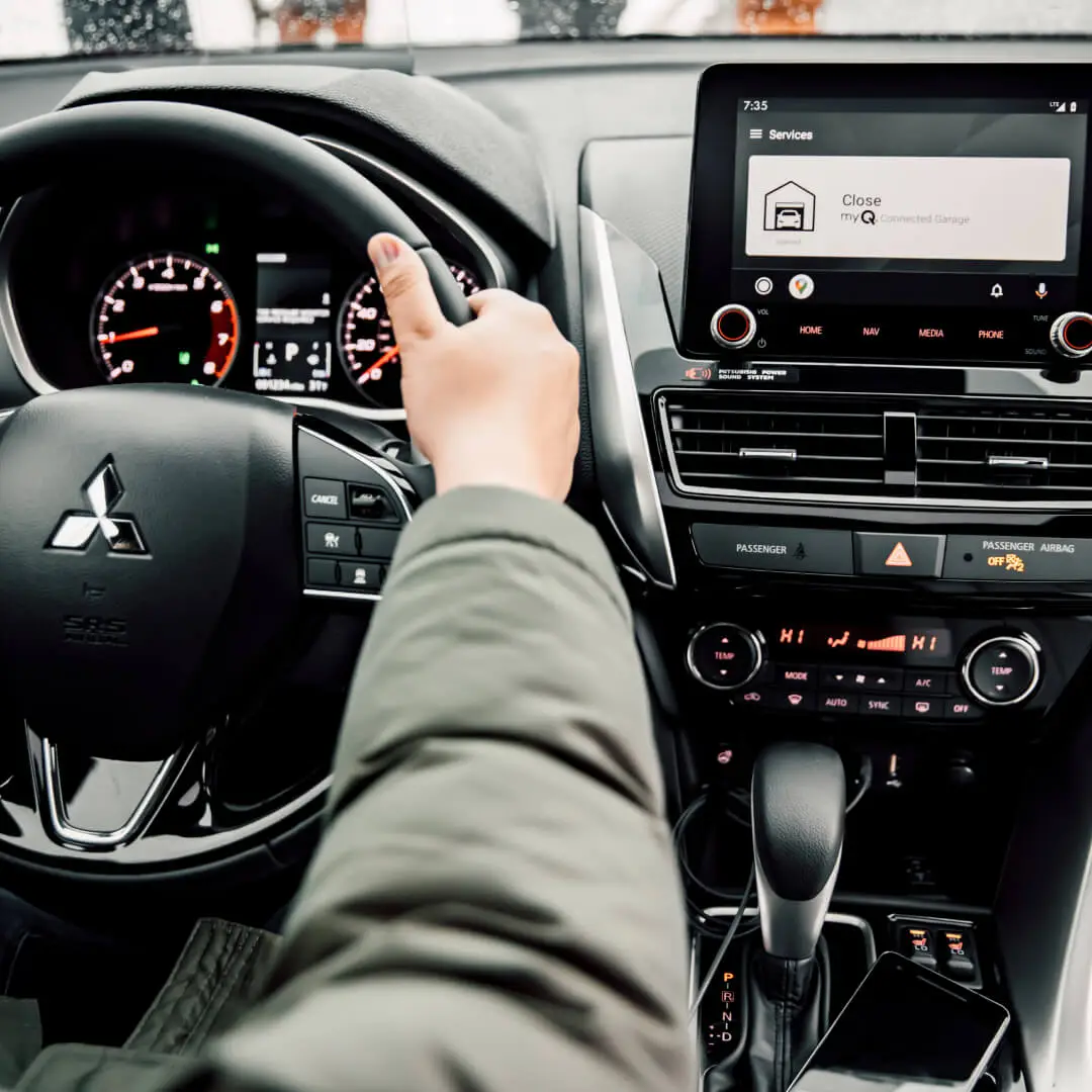 2025 Mitsubishi Eclipse Cross Navigation, Apple CarPlay & More