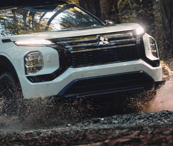 Front Skid Garnish on the 2026 Mitsubishi Outlander SUV Trail Edition